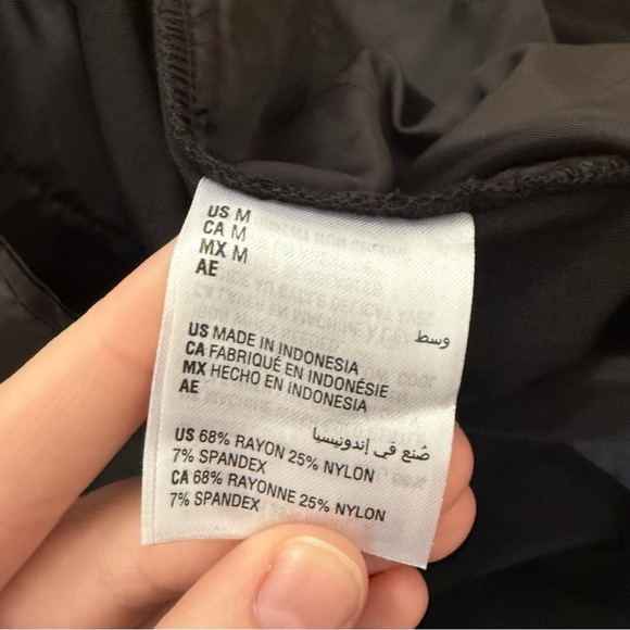 NWT INC International Concepts Women’s Black Elastic Waist Joggers Size Medium - Picture 9 of 9